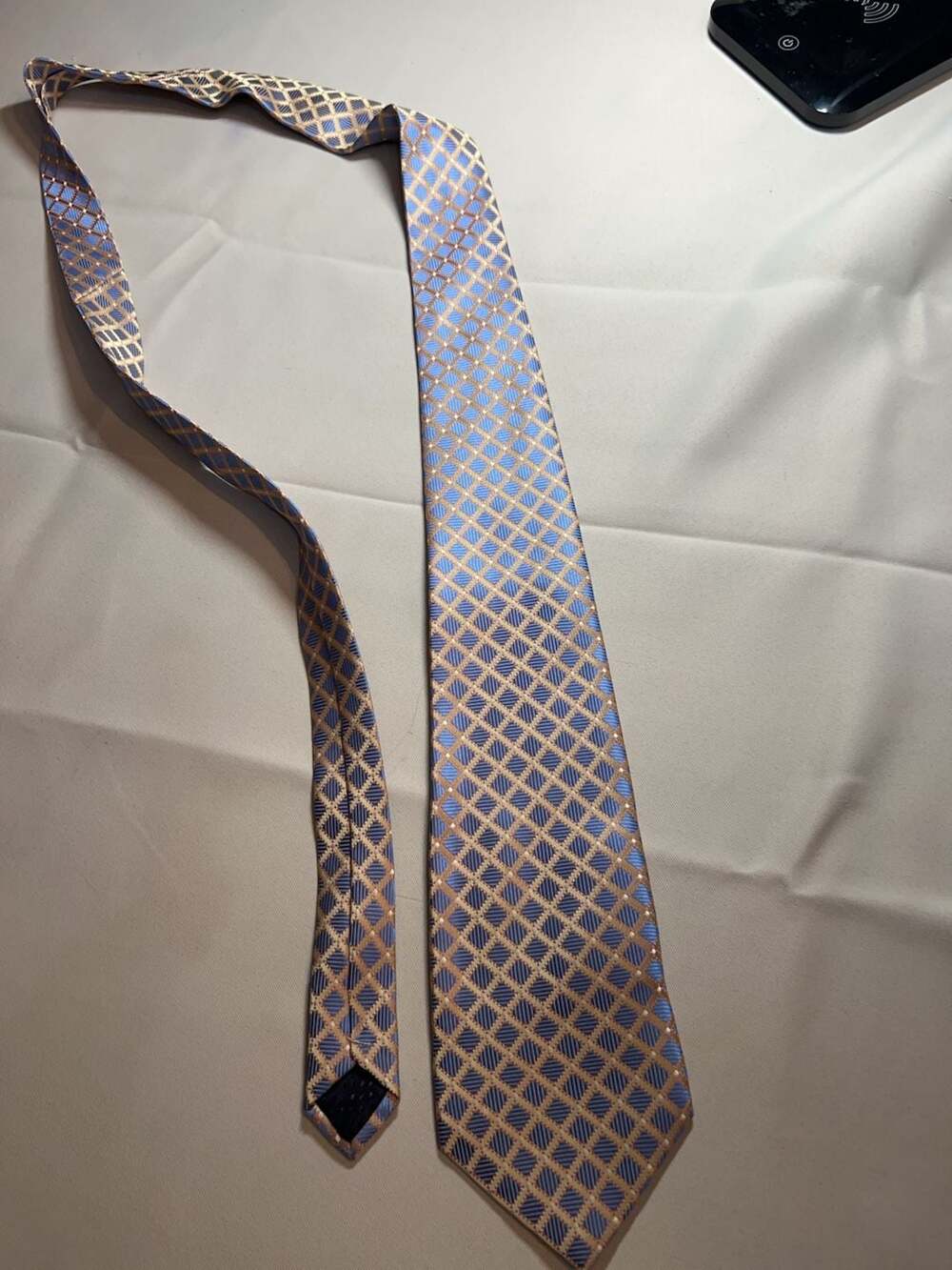 Kai Long Hand Made 100% Silk Blue and Gold Diamond Pattern Necktie